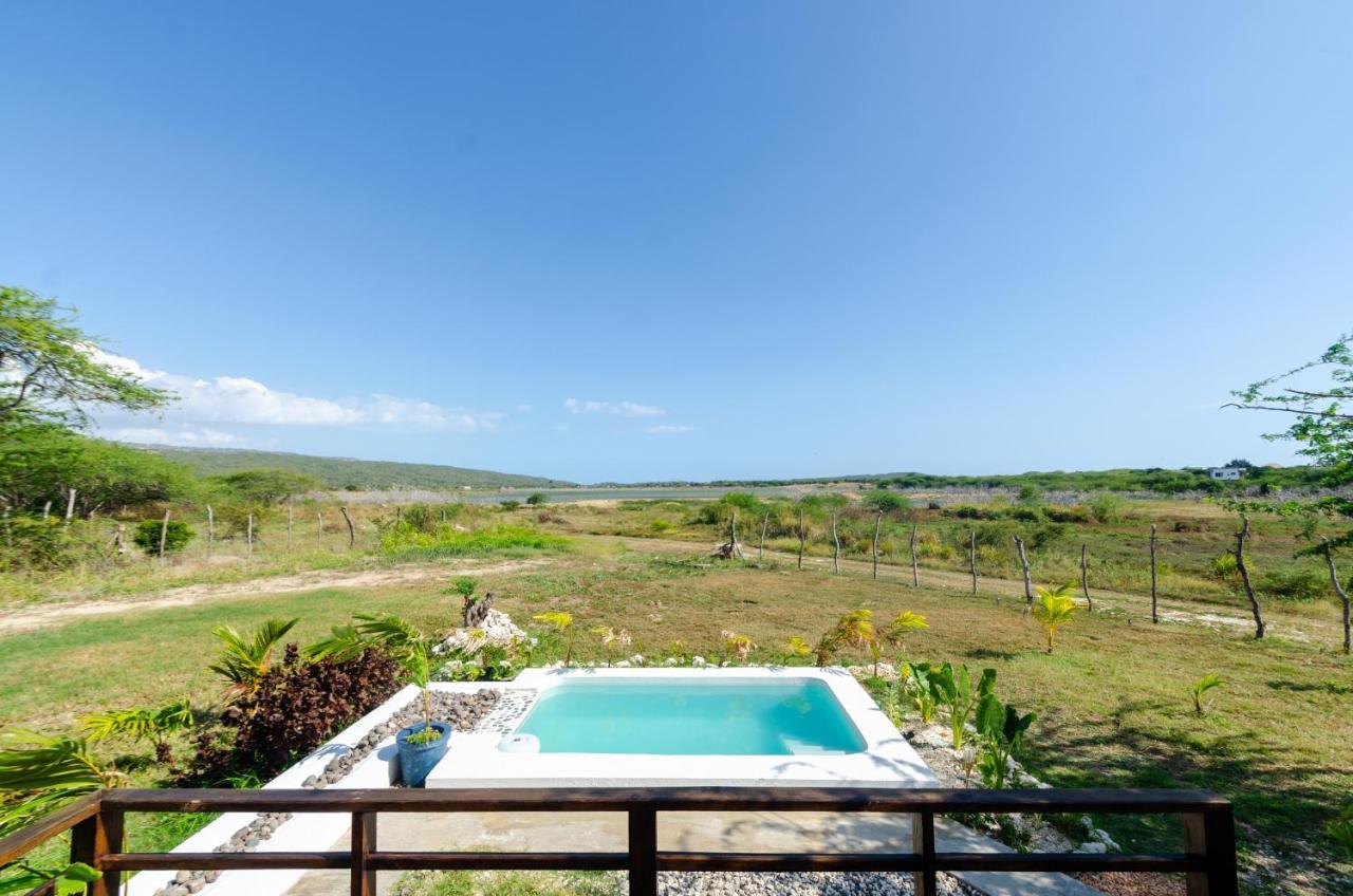 Cashaw Cabin - Private Retreat With A Pool Treasure Beach Exteriör bild