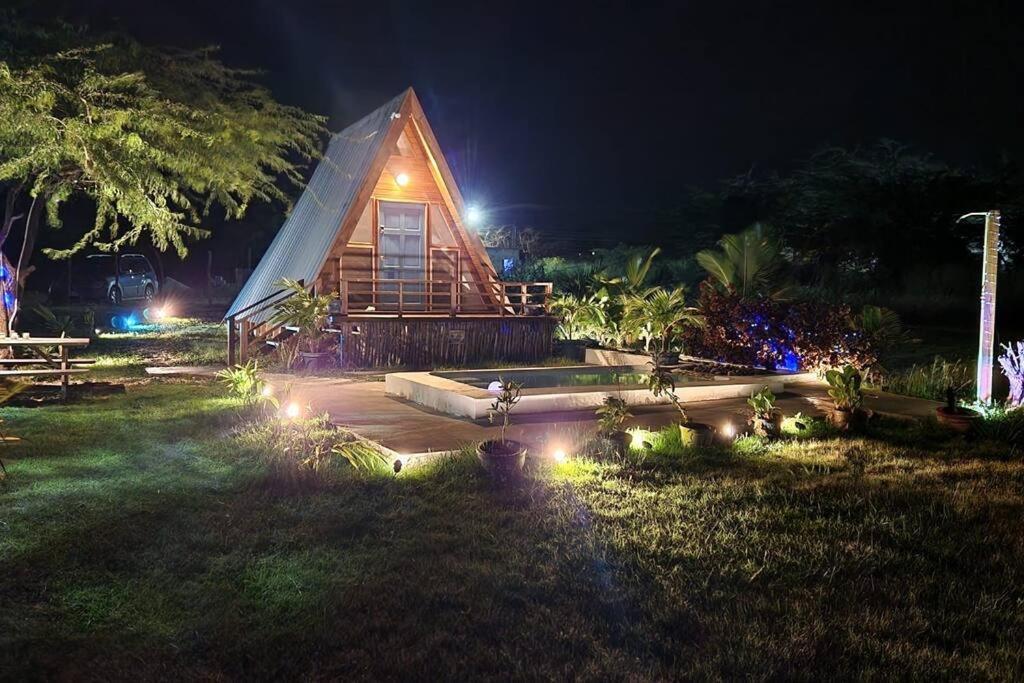 Cashaw Cabin - Private Retreat With A Pool Treasure Beach Exteriör bild