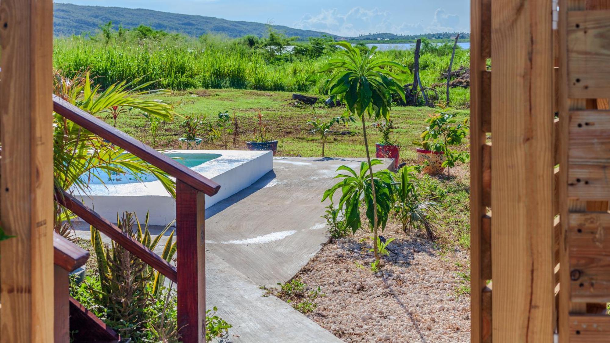 Cashaw Cabin - Private Retreat With A Pool Treasure Beach Exteriör bild